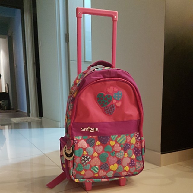 smiggle rolling backpack