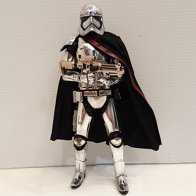 mafex phasma
