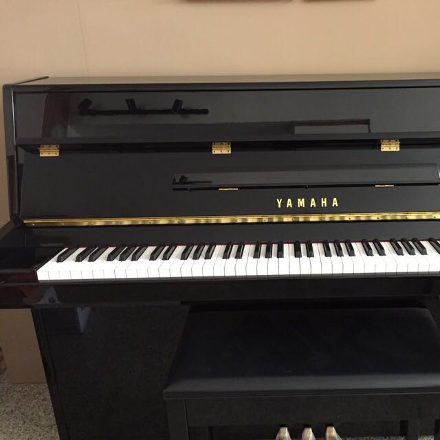 Yamaha Piano JU109PE, Hobbies & Toys, Music & Media, Musical
