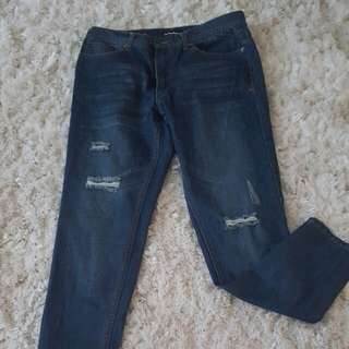 New Jeans size M