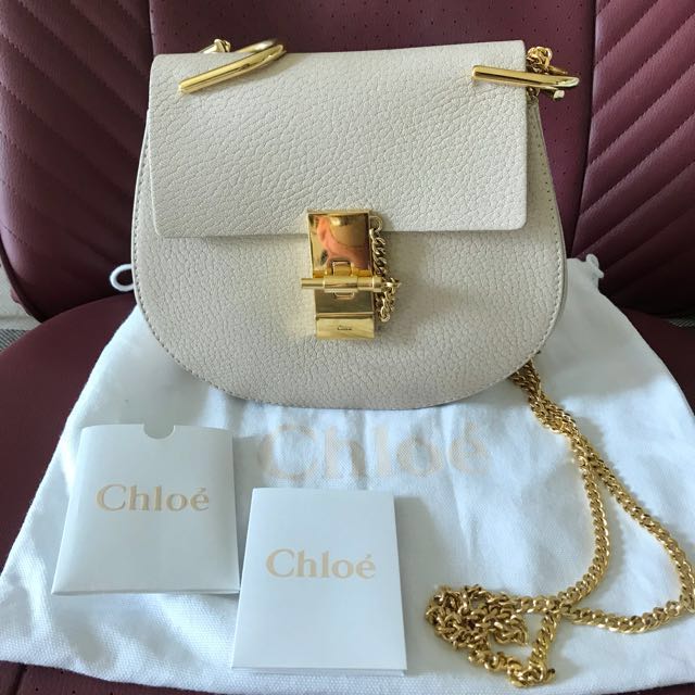 Chloe drew new arrivals abstract white