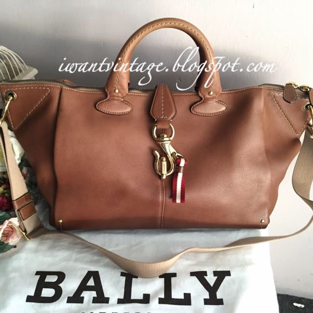 Bally Mae Oversized Tote Brown Women S Fashion Bags Wallets On Bally Mae Oversized Tote Brown Women S Fashion Bags Wallets On Carou