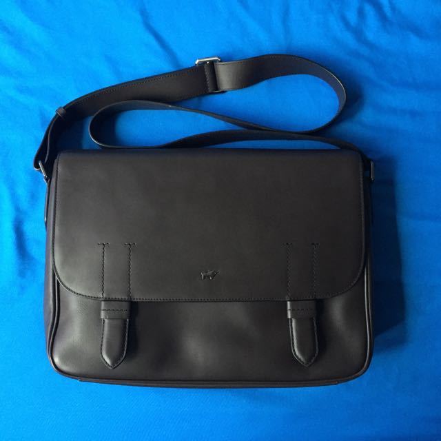 Braun Buffel Men S Clutch Bag Malaysia The Art Of Mike Mignola