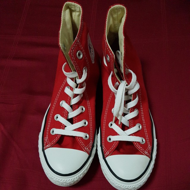 Red converse new arrivals size 6