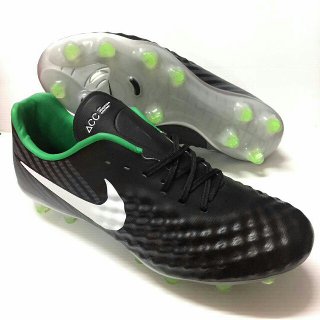 Nike Magista obra Sg football boots. Size UK 9. Worn Depop