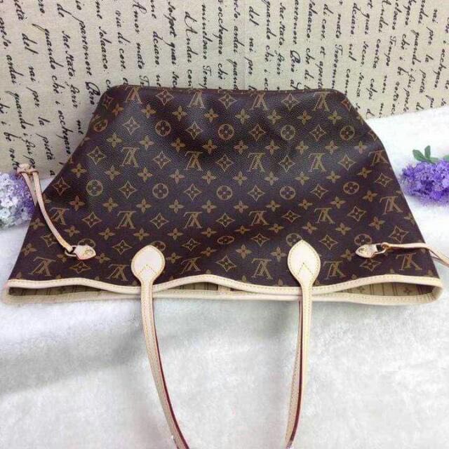 Louis Vuitton Monogram Canvas Neverfull GM Code: LV-M40157, Luxury, Bags &  Wallets on Carousell
