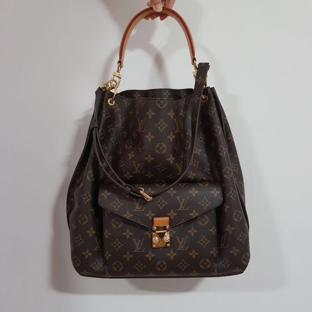 Authentic Louis Vuitton Monogram Metis Hobo Handbag M40781