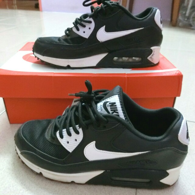 Nike Air Max Original, Women's Fashion, Footwear, Sneakers on Carousell
