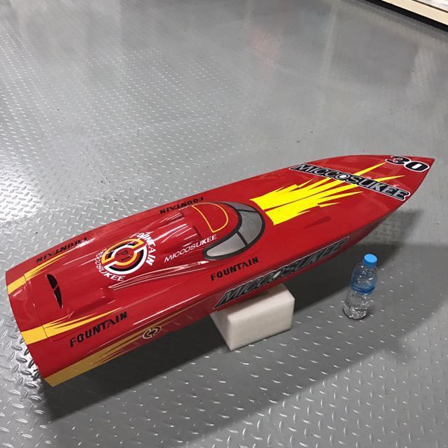 fountain rc boat