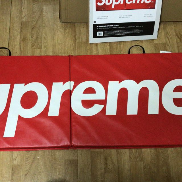 ブランドsupremeSupreme Everlast Exercise Folding Mat