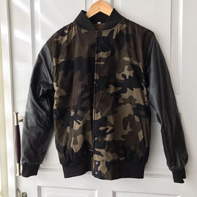Army Varsity Jacket, Fesyen Pria, Pakaian di Carousell
