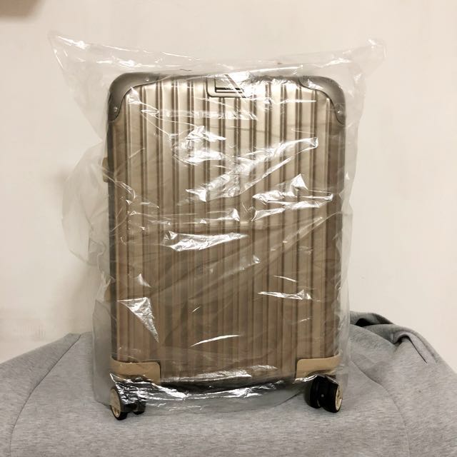 rimowa topas 34l