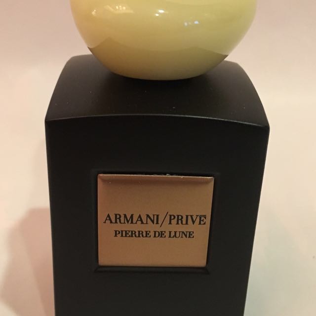 armani prive pierre de lune