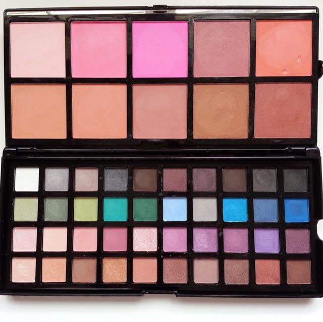Instock Elf 50 Piece Makeup Artist Palette For Eyes Face Health