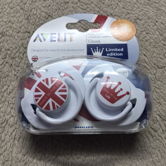 Philips Avent Orthodontic Soothers (Category: Soothers & Pacifiers) located in Manila. Submitted by prelovedbycritch (Listing ID 142764451, Image 1). Description: Philips Avent Orthodontic Soothers Brand New and Sealed Limited Edition 👑 .