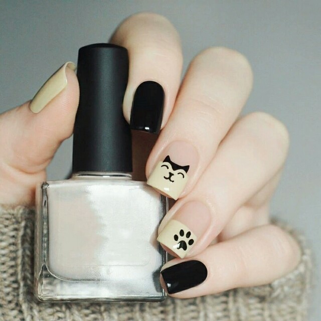 Simple 24pcs Set French Cat Pattern Design Finished False Nails Cute Fake Nails Short Size Lady Full Nail Tips Tool Bride Health Beauty Hand Foot Care On Carousell Grey matter grey and white are great colors that go well with black, so try using them on a nail or.