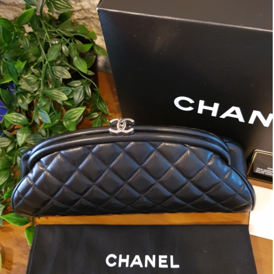 Chanel Timeless Clutch Caviar Black