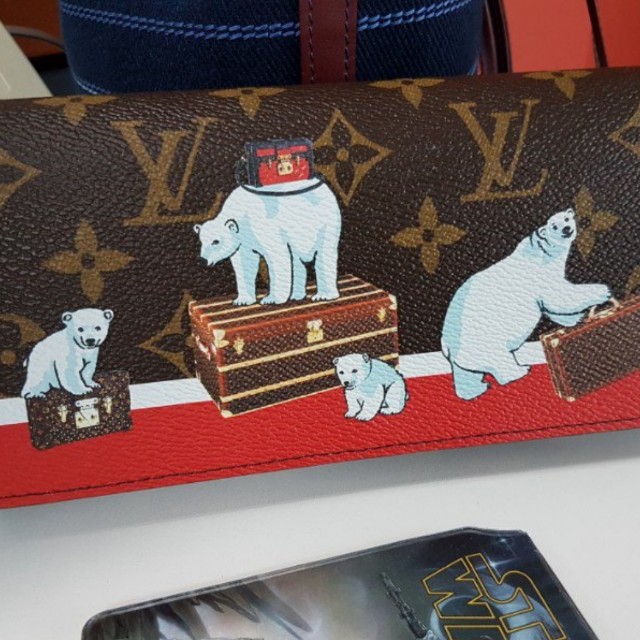 LOUIS VUITTON Limited Edition Monogram Canvas Polar Bear Sarah Wallet