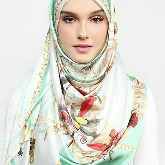 Duck Scarves Limited Edition Muslimah Fashion Scarves On Carousell