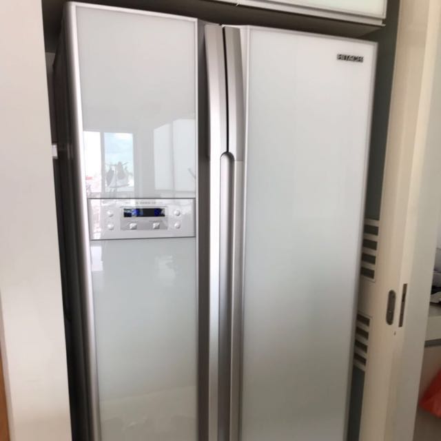 Hitachi R700 Hitachi R-S700EMS (GWH) Refrigerator, TV & Home Appliances, Kitchen ...