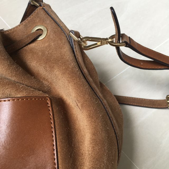 Michael kors suede bucket bag hot sale