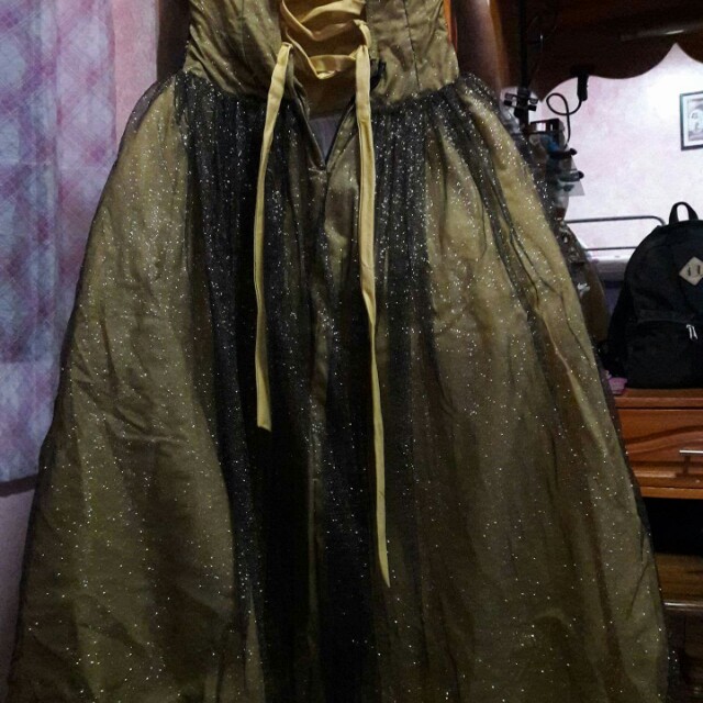 NIGHT GOWN Black and Gold (Category: Traditional & Ethnic wear) located in Valenzuela. Submitted by mihavs (Listing ID 143028091, Image 2). Description: Used once only. Very GOOD as new :).