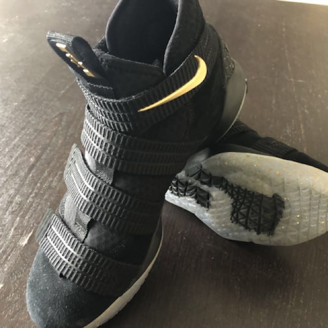 Fake lebron soldier 10 top