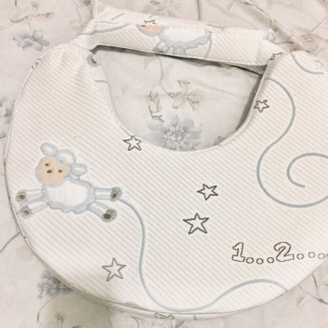 Uratex nursing on sale pillow