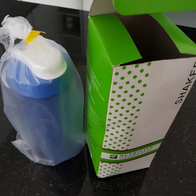 Amway Nutrilite Shaker (Kid Water Bottle Tumbler), TV & Home Appliances