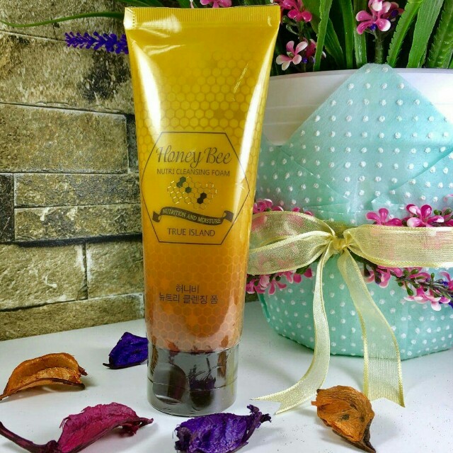 Honey Bee Venom Cleanser Health Beauty Bath Body On Carousell