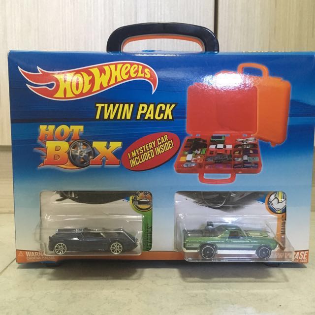 hot wheels hot box carry case