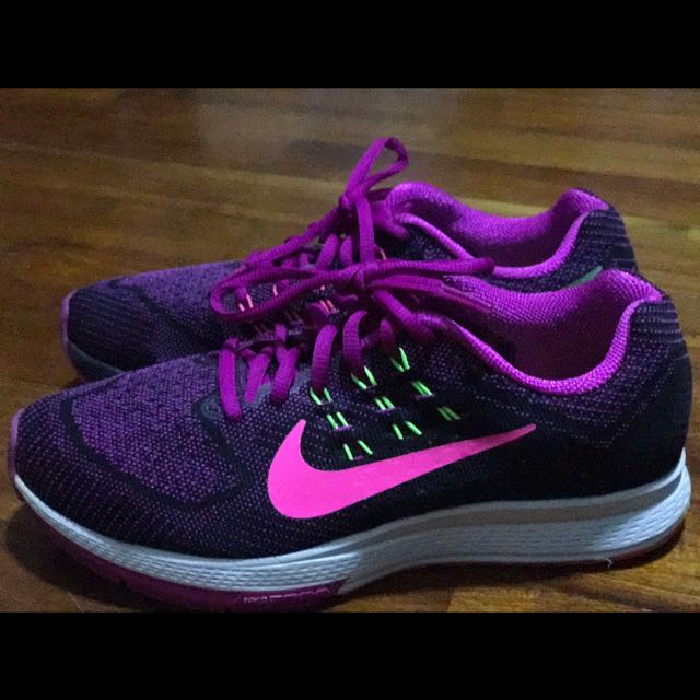 Nike structure 18 women clearance
