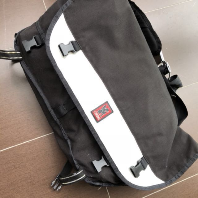 chrome metropolis messenger bag