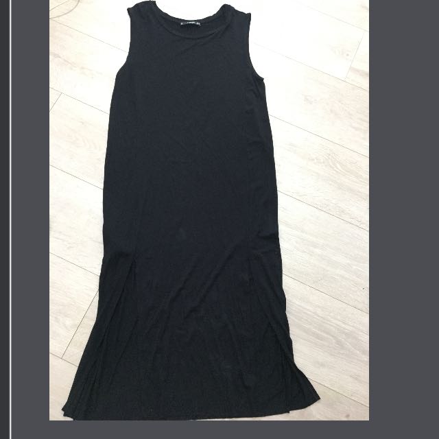 simple black cotton dress