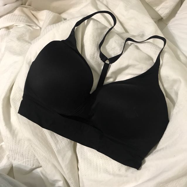 Victoria Secret uplift no wire bra/top, Women's Fashion, Clothes on  Carousell
