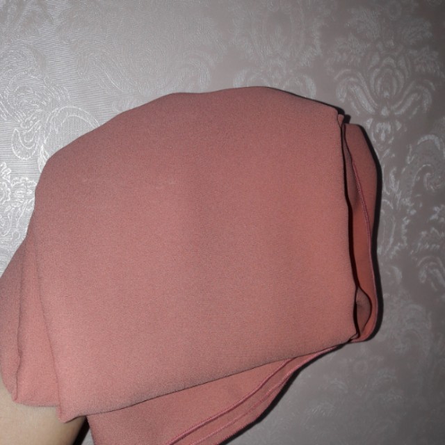 Tudung Rose Gold Muslimah Fashion Scarves On Carousell