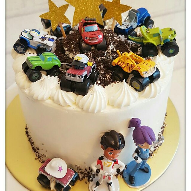 Wallpaper Blaze Monster Trucks Cake Food Drinks Baked Goods On Carousell Desktop Wallpaper Free