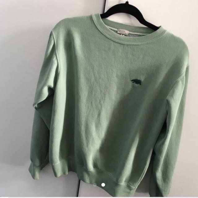 Brandy Melville CA Bear Sweatshirt Women s Fashion Tops Other Tops on Carousell