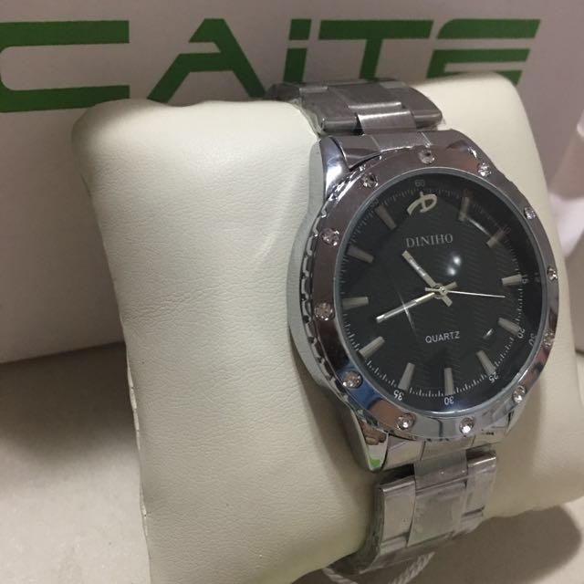 Diniho quartz watch hotsell price