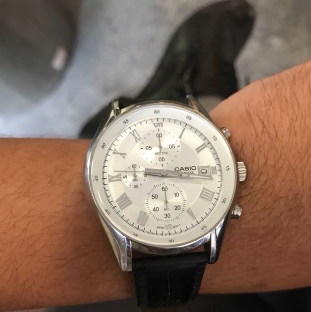 casio beside wr 50m