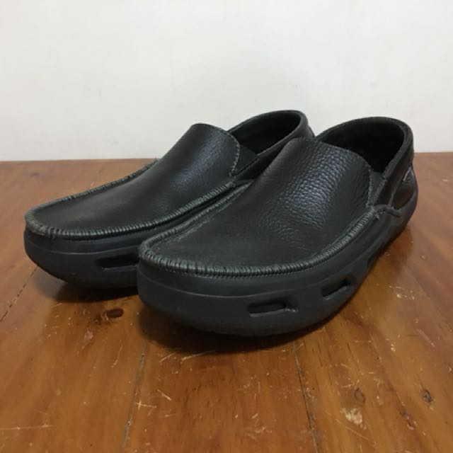 Crocs Tideline Sport Leather Loafers 