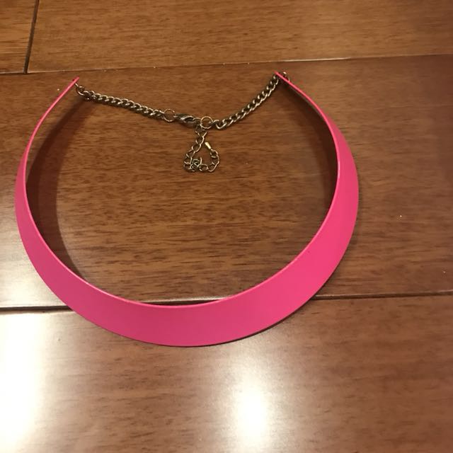 neon pink collar necklace, preloved womens fashion, accessories