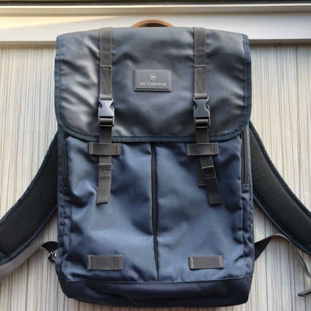 Victorinox flapover laptop backpack sale
