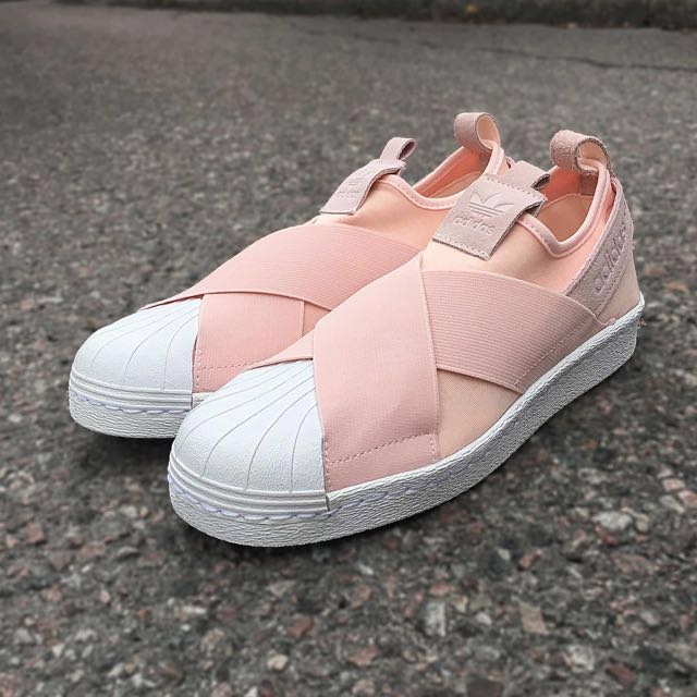 nike superstar slip on