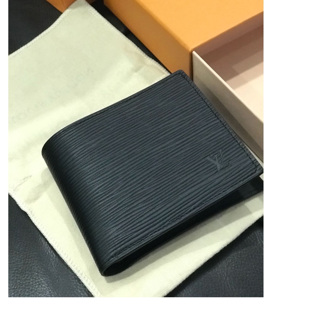Louis Vuitton Marco Wallet Damier Graphite, Men's Fashion, Watches &  Accessories, Wallets & Card Holders on Carousell