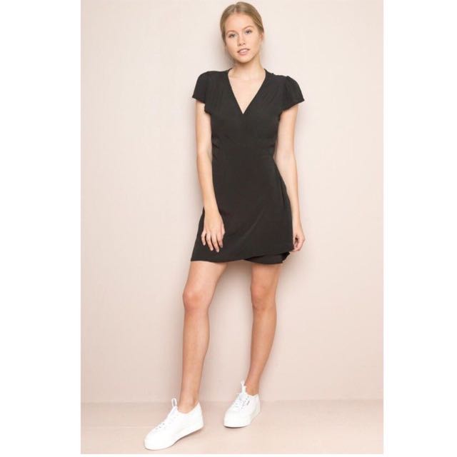 Brandy melville black wrap dress clearance