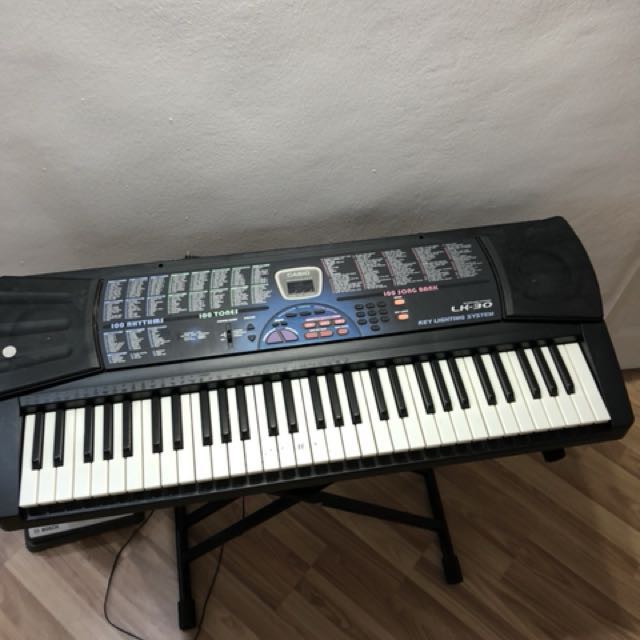 Casio LK30 keyboard with stand, Hobbies & Toys, Music & Media, Musical