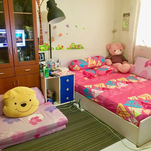(Category: ) located in . Submitted by sweetcupcake38 (Listing ID 142813052, Image 1). Description: .