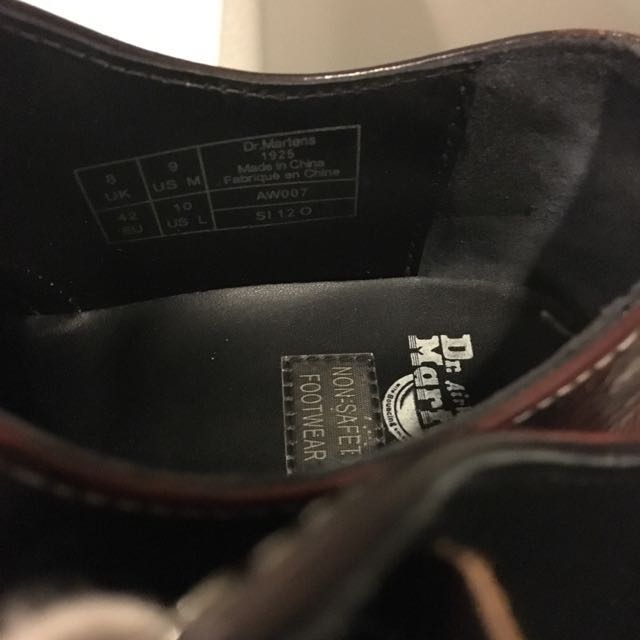 DR MARTENS 1925 Cherry Red Two Tone Luxury Apparel on Carousell