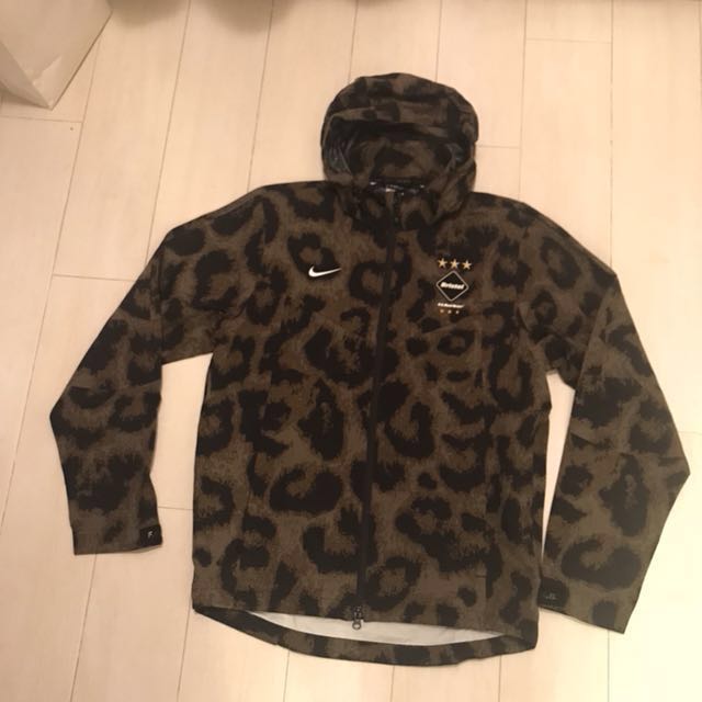 nike storm rain suit